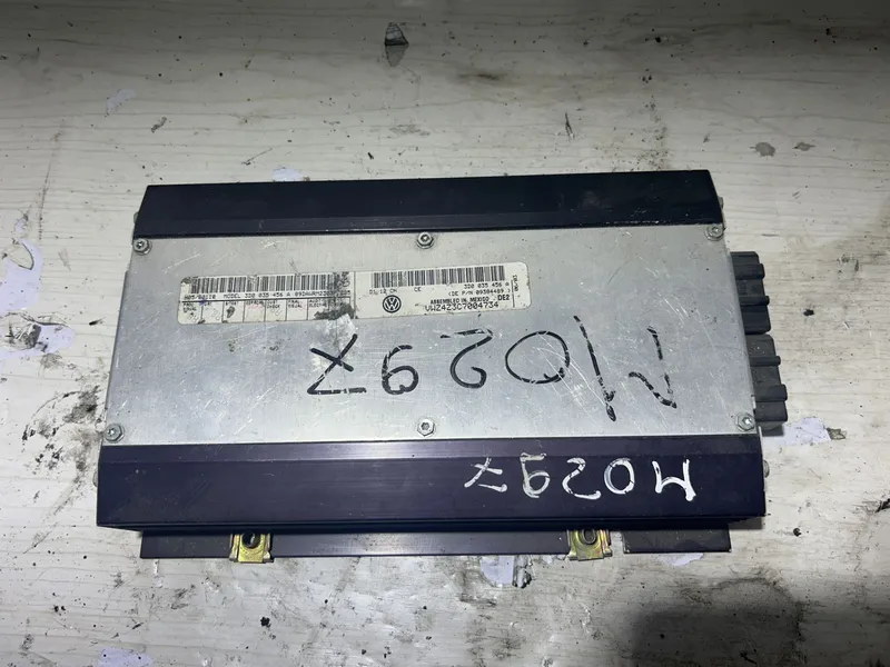 3d0 035 456 Блок управления магнитолой