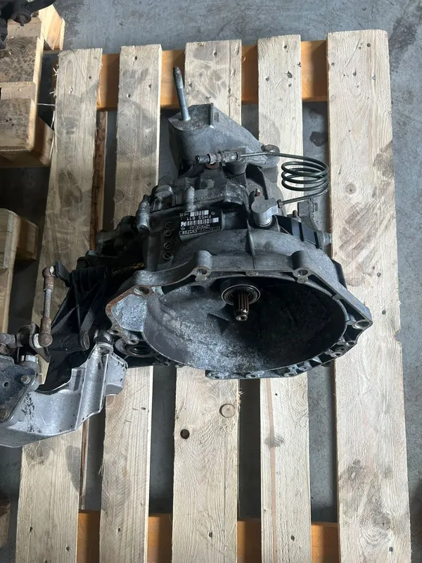 FM55B11 КПП механическая (МКПП) для Saab 9-5 2003