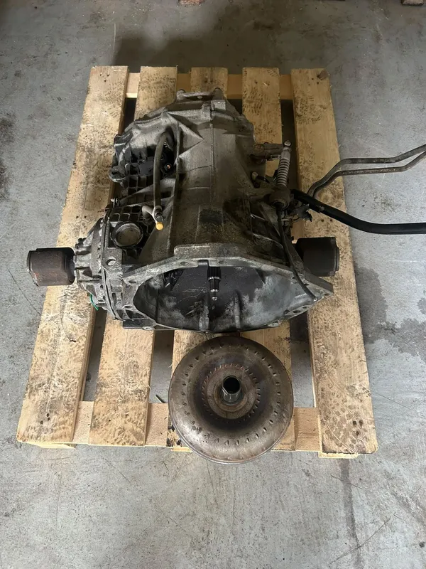 P04799940AC КПП автоматическая (АКПП) для Chrysler 300M 2001