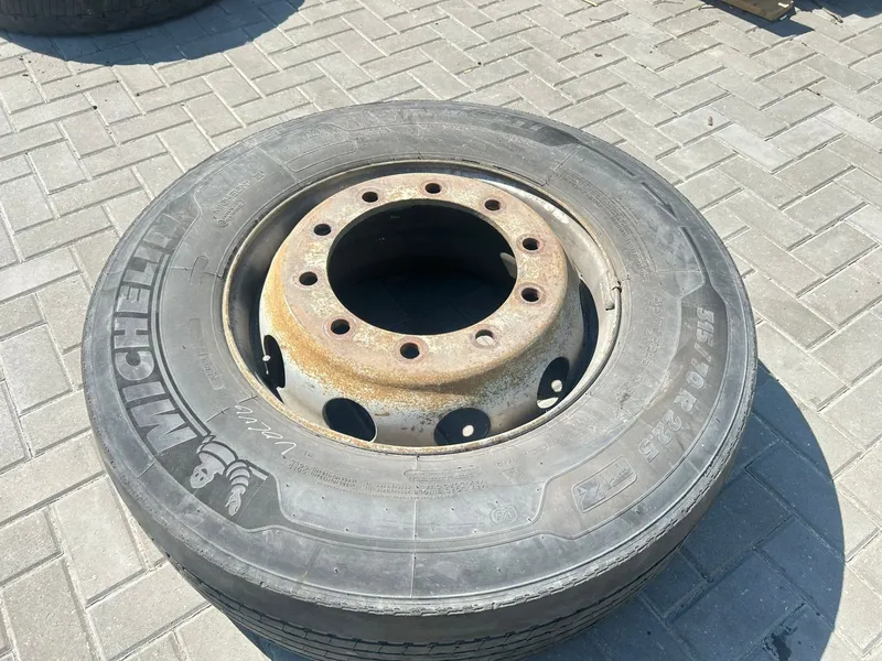 Volvo Диск штампованный для Mercedes-Benz Actros 2010