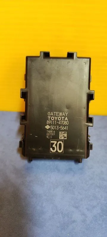 Блок комфорта Toyota Land Cruiser Prado TOYOTA 89111-47080