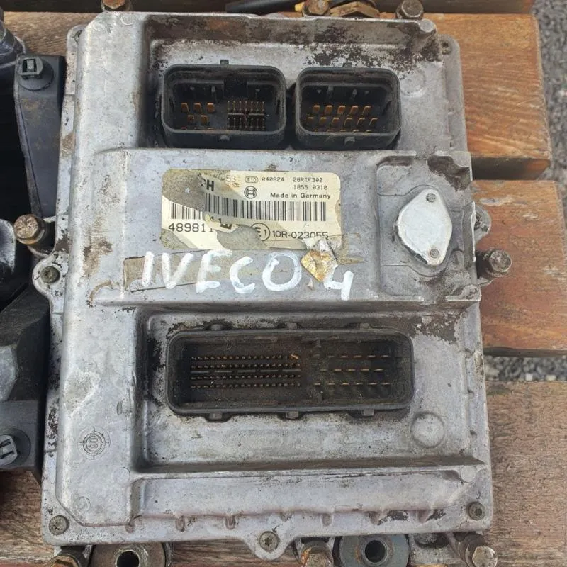 Блок управления ECU Iveco eurocargo 0281010253