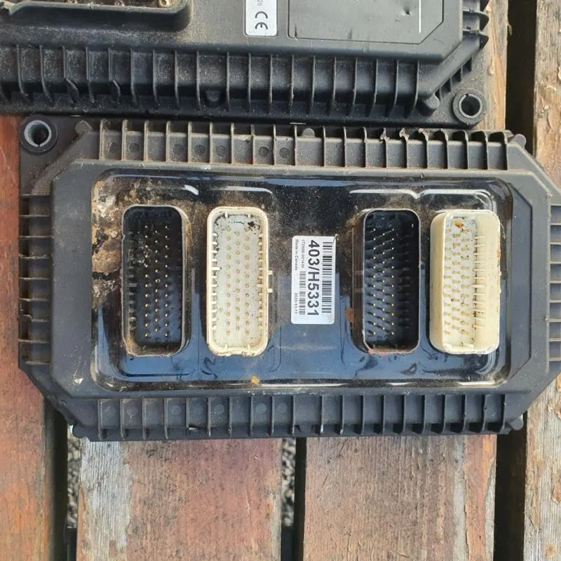 Блок управления ECU New Holland CX 880 403/H5331