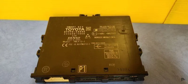 Блок управления центральным замком Toyota Land TOYOTA 89990-60800