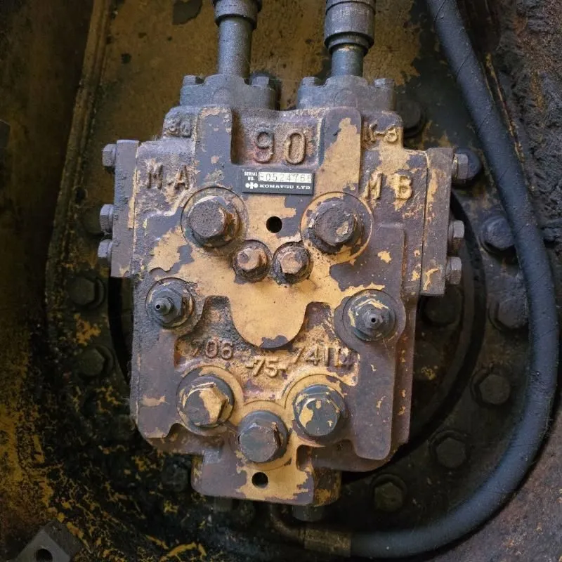 Гидронасос Komatsu 706-75-74114