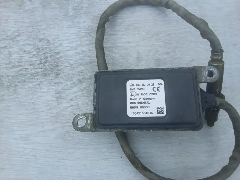 Датчик NOX Mercedes Actros mercedes-benz A0091530