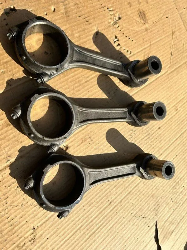 Шатун JCB dieselmax 444 32003114